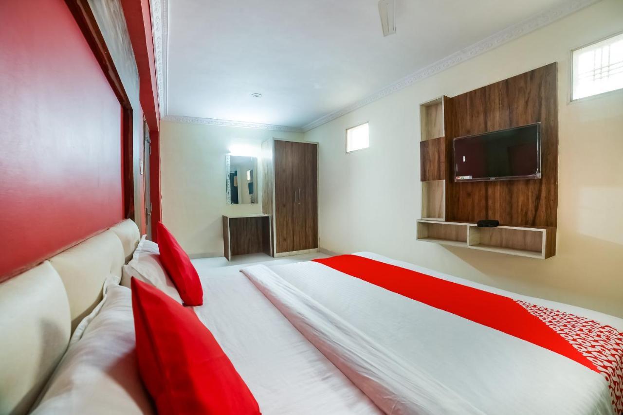 Oyo 70390 Hotel Payal Inn Джабалпур Екстериор снимка